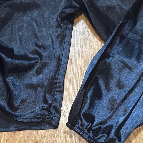 Black Ruched Satin Tie Front Long Sleeve Blouse - Picture 6 of 9